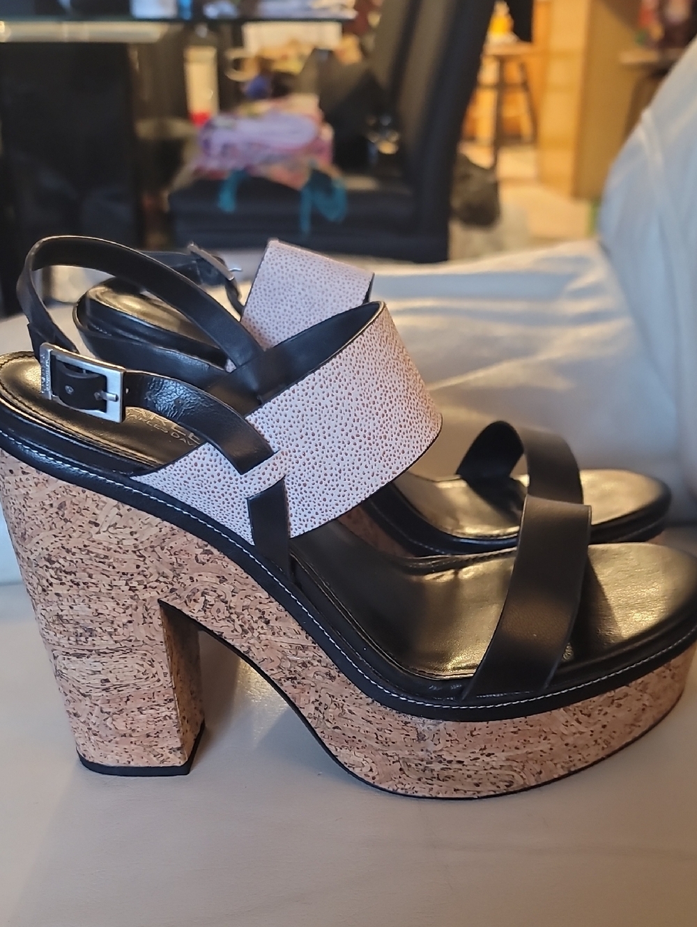 Charles David NWOT Black/Natural Jangle Leather Sandals